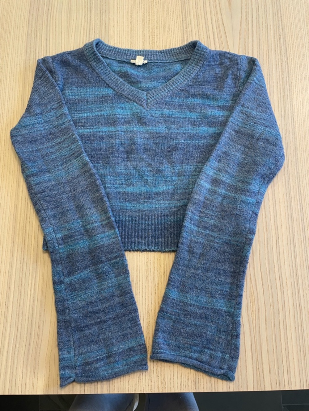 Blue cropped knit sweater